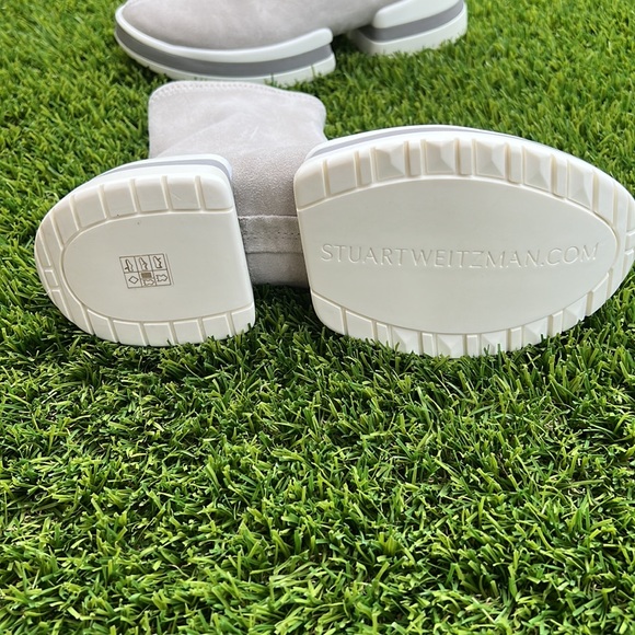 NWB Stuart Weitzman SW 612 grey suede bootie size 4.5 that fits like a 5 - Picture 10 of 17